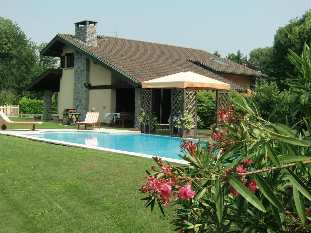 B&B Il Ciliegio Lomnago Exterior photo